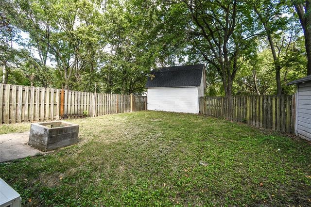 316 N Mckinnon Avenue, Gentry, AR 72734