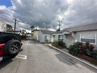 2950 Honolulu Avenue G, Glendale, CA 91214