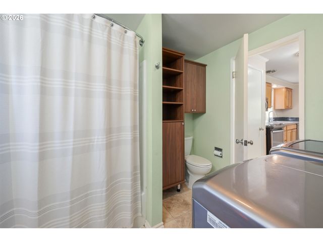 41536 MCKENZIE Hwy, Springfield, OR 97478