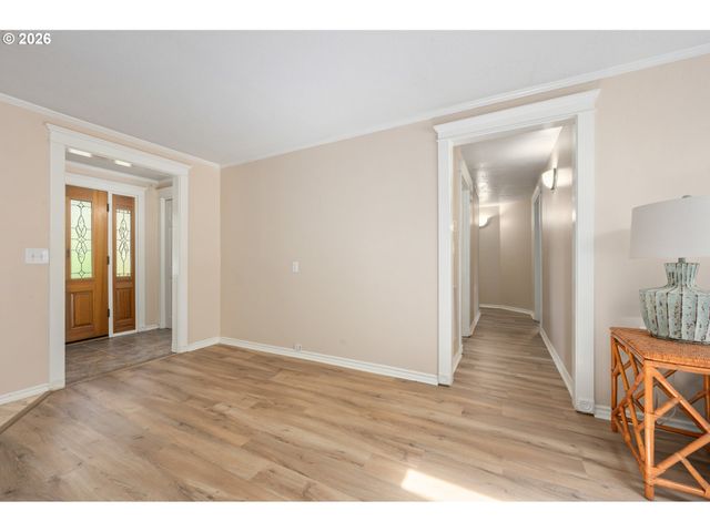 41536 MCKENZIE Hwy, Springfield, OR 97478