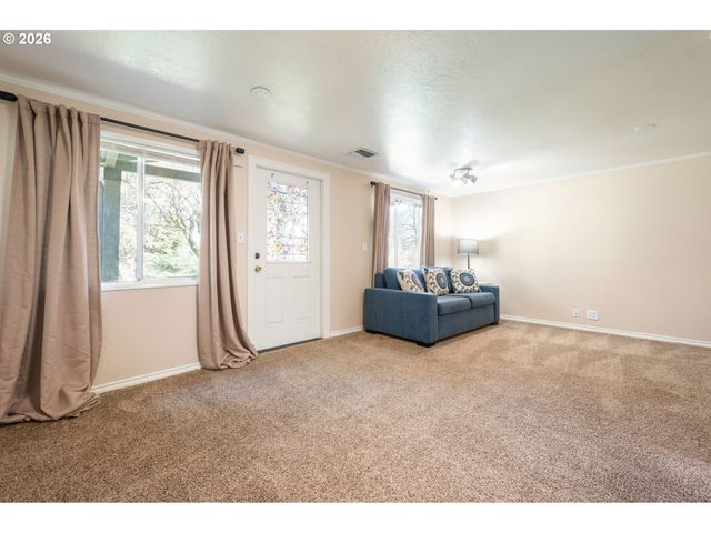 41536 MCKENZIE Hwy, Springfield, OR 97478