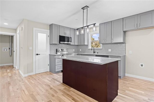 724 S Hamilton Street, Olathe, KS 66061