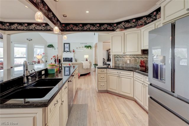 3836 Heron Watch Drive, Akron, OH 44319