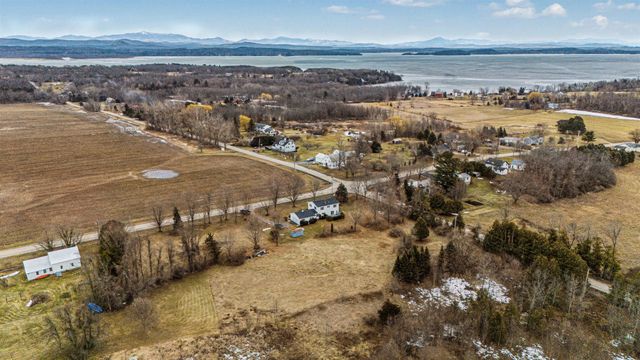 220 South Street, South Hero, VT 05486