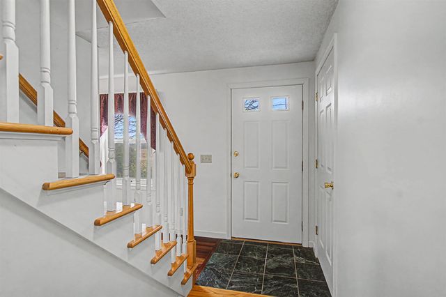 220 South Street, South Hero, VT 05486