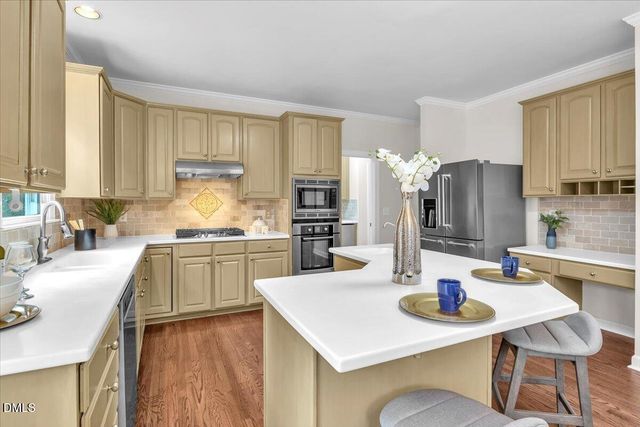 10904 Brimfield Court, Raleigh, NC 27614