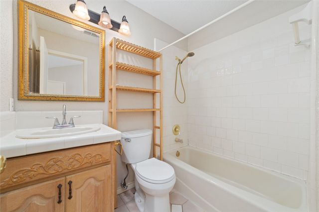3131 E Heatherock Circle, Sugar Land, TX 77479