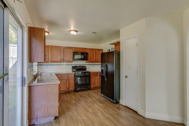 5303 Waterford Drive, Mesquite, TX 75150