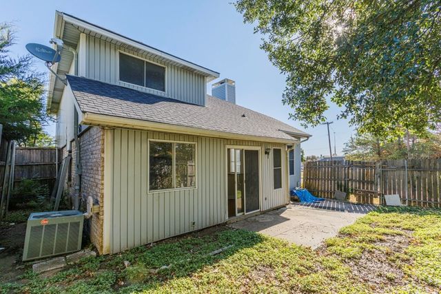 5303 Waterford Drive, Mesquite, TX 75150