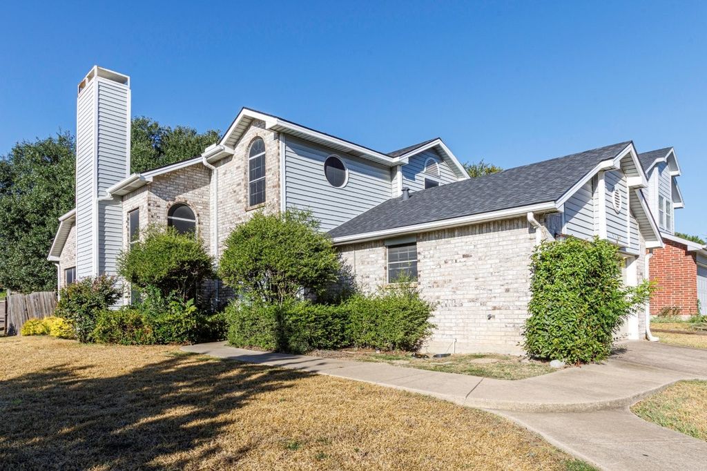 5303 Waterford Drive, Mesquite, TX 75150