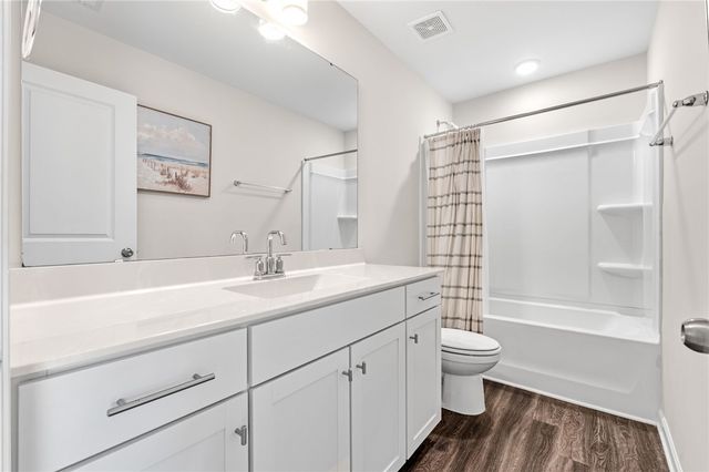 205 Brochaill Court, Piedmont, SC 29673