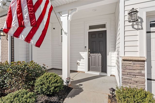 205 Brochaill Court, Piedmont, SC 29673