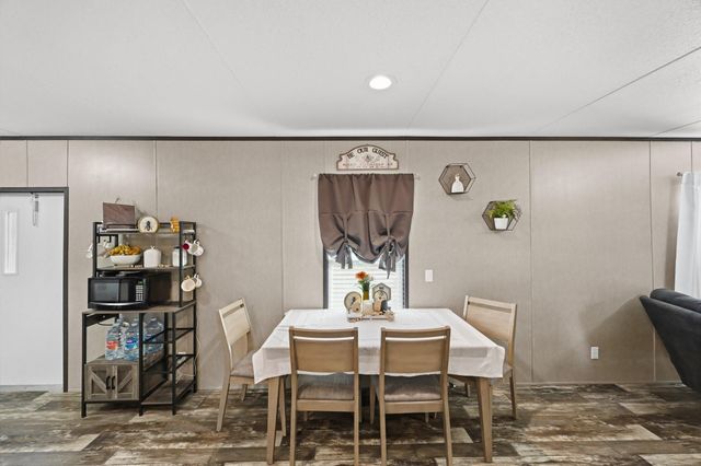 6026 Carter Road, Waller, TX 77484