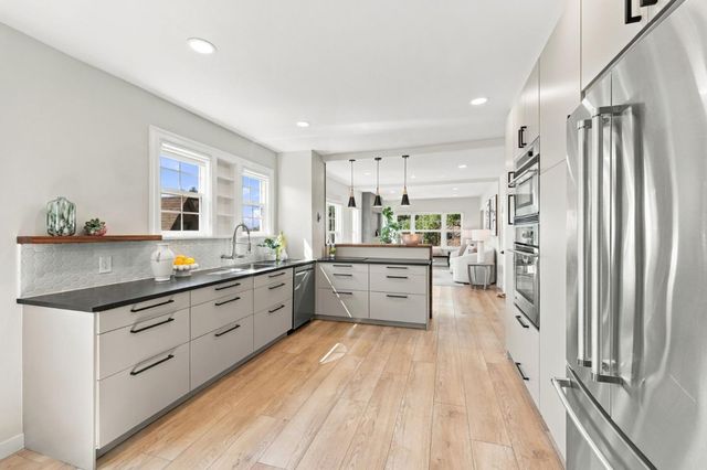 4120 35th Avenue, Oakland, CA 94619