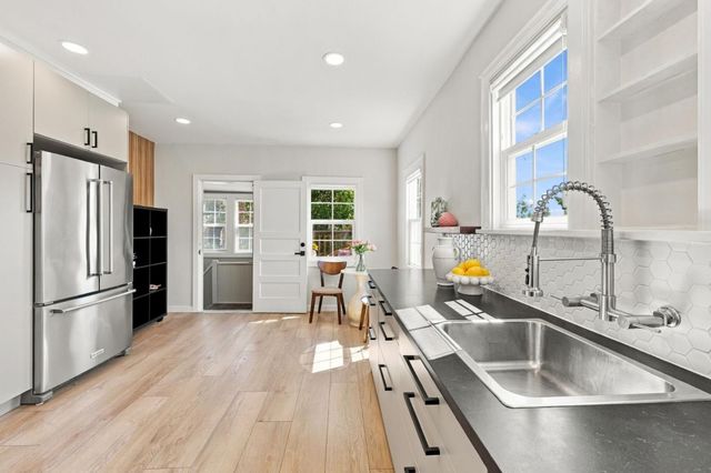 4120 35th Avenue, Oakland, CA 94619