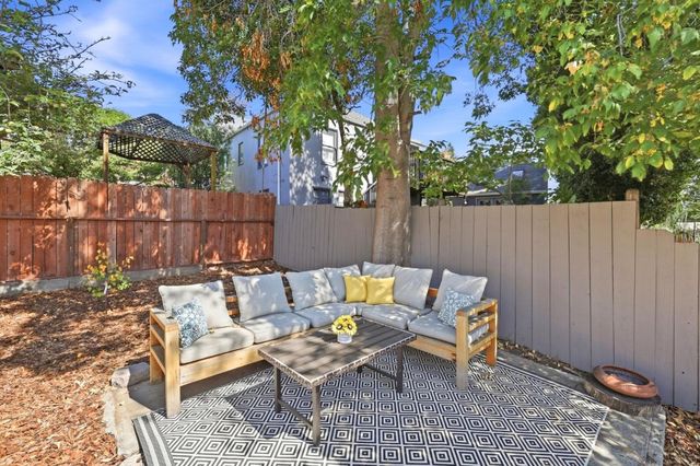 4120 35th Avenue, Oakland, CA 94619
