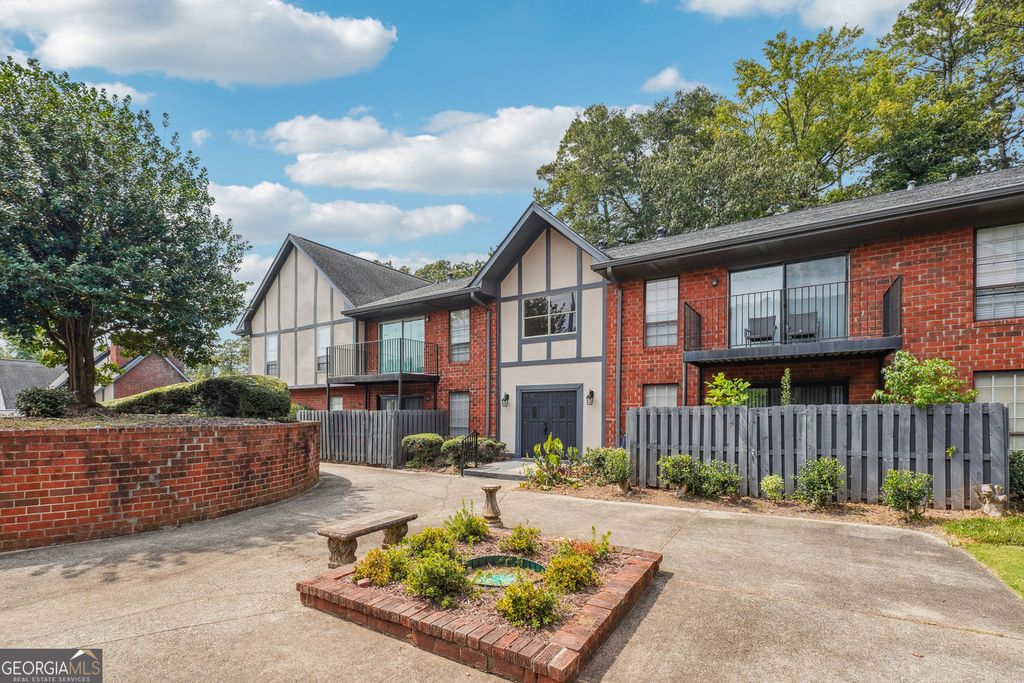 6851 Roswell Road A-3, Atlanta, GA 30328