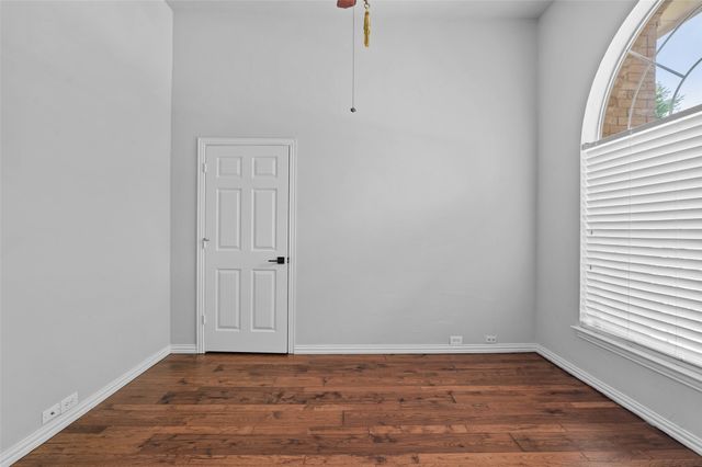 1610 Fairway Drive, Corinth, TX 76210