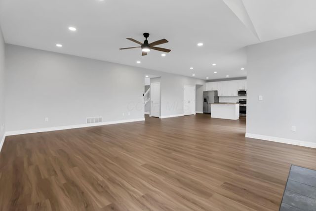 111 Longleaf Street, Pickerington, OH 43147