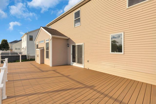 111 Longleaf Street, Pickerington, OH 43147