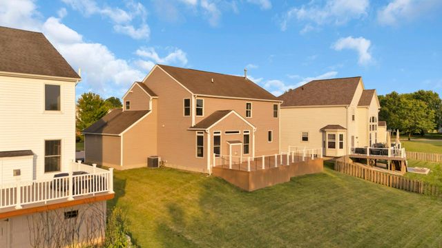 111 Longleaf Street, Pickerington, OH 43147