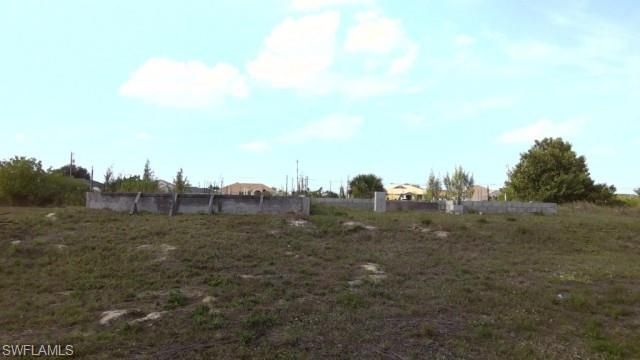 1634 NW 6th PL, Cape Coral, FL 33993