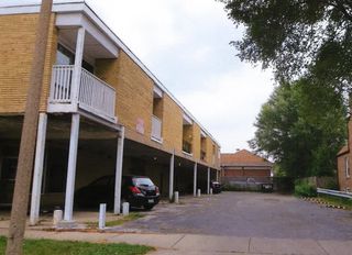 8701 S Mozart Avenue P-10, Evergreen Park, IL 60805