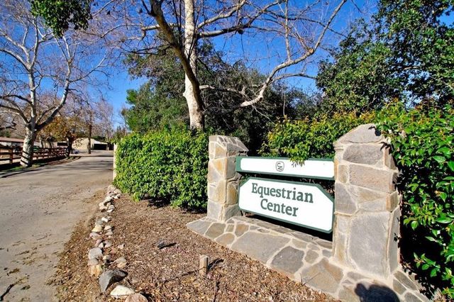 17 Pamela Way, Coto De Caza, CA 92679