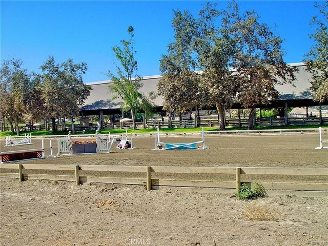 17 Pamela Way, Coto De Caza, CA 92679