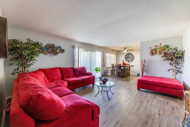 2271 Windsor Lane, Country Club Hills, IL 60478