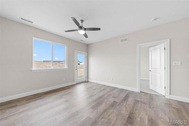 879 Walter Way, Washington, MO 63090