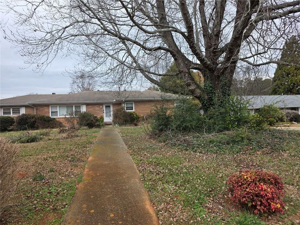 602 Hurt SW Road, Smyrna, GA 30082