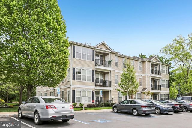 121 KYLE WAY, Ewing, NJ 08628