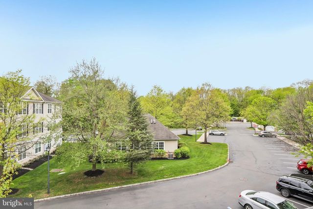 121 KYLE WAY, Ewing, NJ 08628