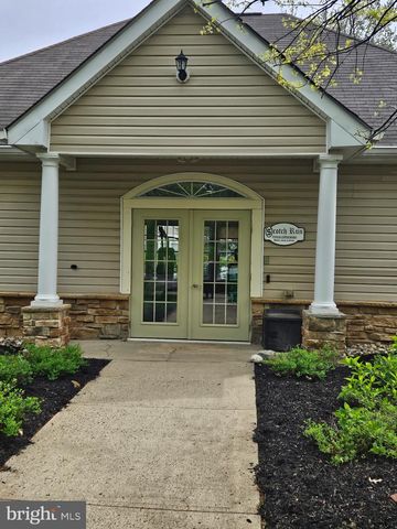 121 KYLE WAY, Ewing, NJ 08628