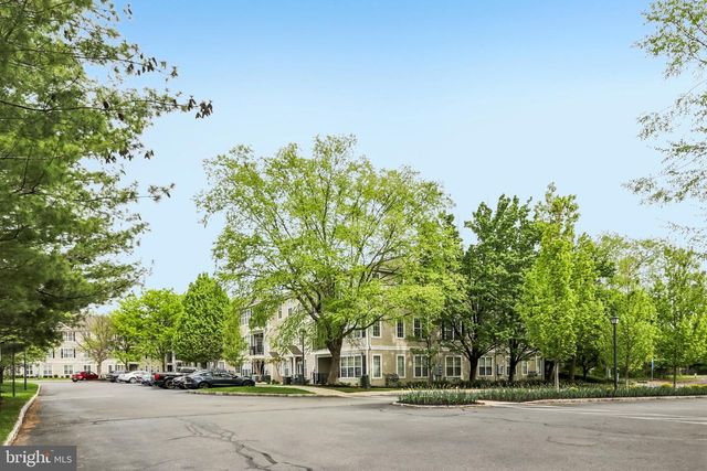 121 KYLE WAY, Ewing, NJ 08628