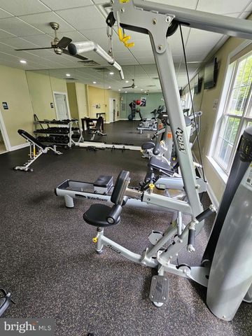 121 KYLE WAY, Ewing, NJ 08628