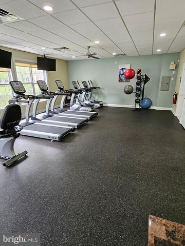 121 KYLE WAY, Ewing, NJ 08628