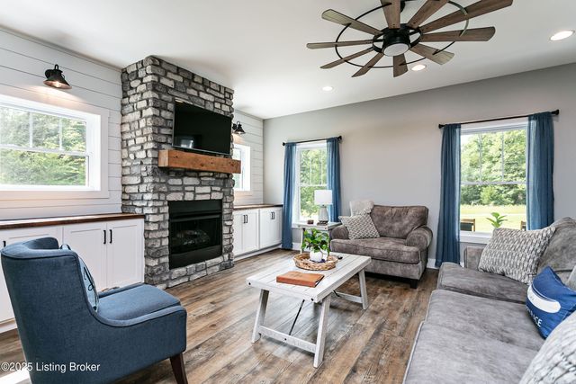 190 Landing Rd, Leitchfield, KY 42754