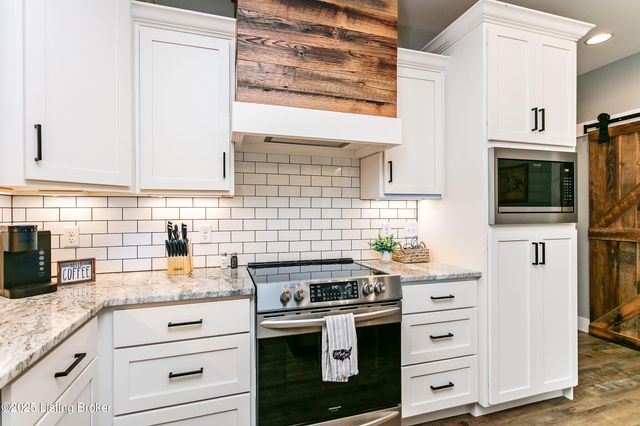 190 Landing Rd, Leitchfield, KY 42754