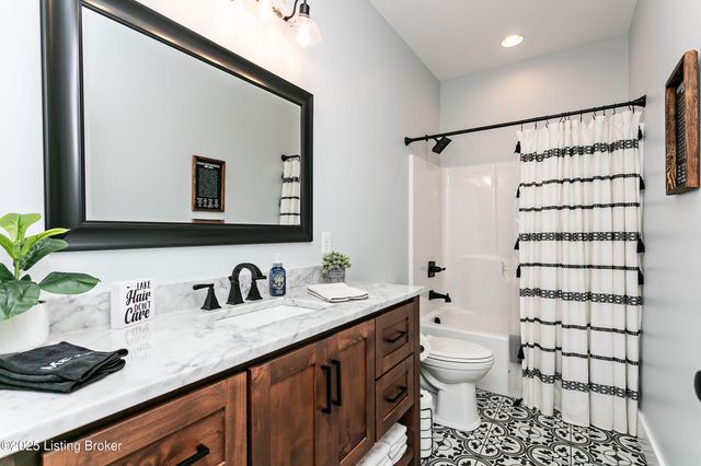 190 Landing Rd, Leitchfield, KY 42754