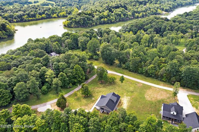 190 Landing Rd, Leitchfield, KY 42754