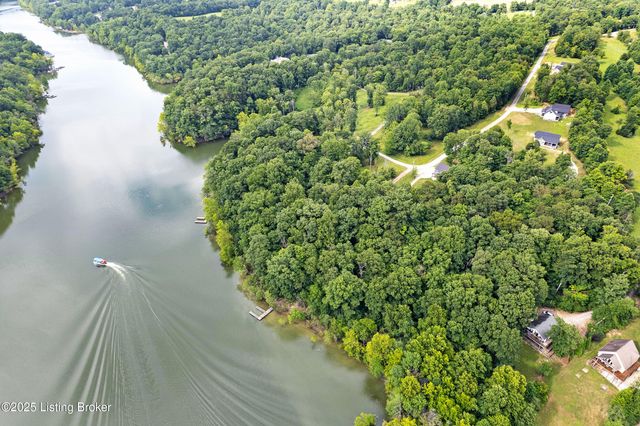 190 Landing Rd, Leitchfield, KY 42754