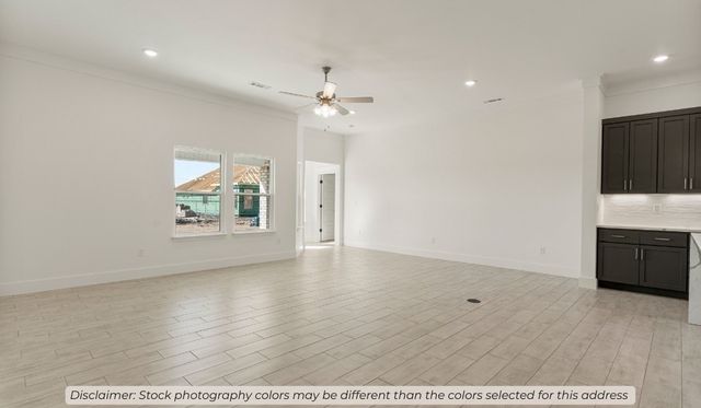 9254 S Pleasant Valley Road, Gentry, AR 72734