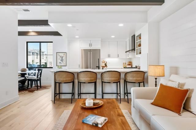 1400 Anacona Place 105, Encinitas, CA 92024