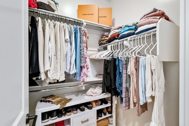 1400 Anacona Place 105, Encinitas, CA 92024