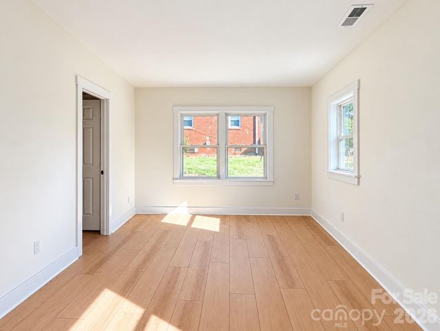 1827 Edgewater Drive, Charlotte, NC 28210
