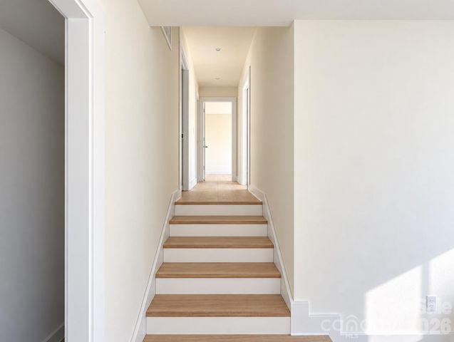 1827 Edgewater Drive, Charlotte, NC 28210