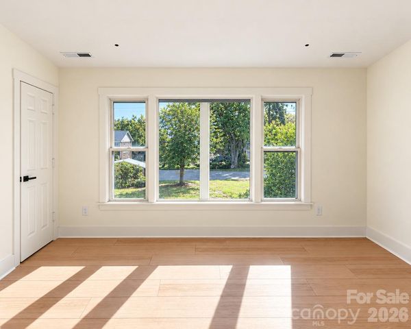 1827 Edgewater Drive, Charlotte, NC 28210