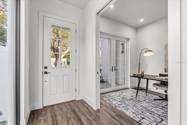 1320 CLOVERLAWN AVENUE, Orlando, FL 32806